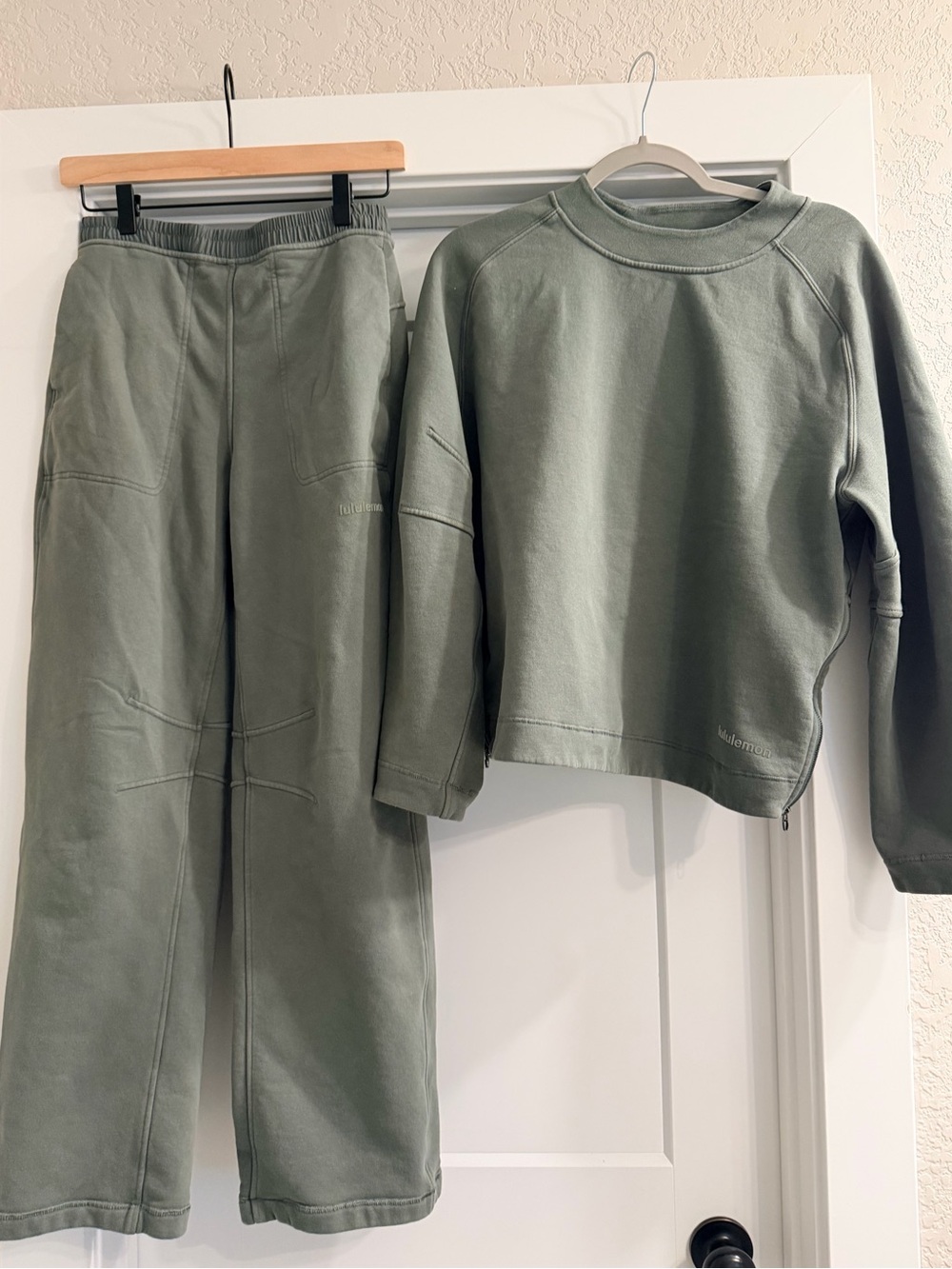 Lululemon Loungeful Set
